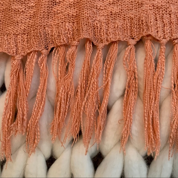 🎉HP🎉 Umgee Pink/Coral Boho Fringe Sweater Large - Picture 7 of 7